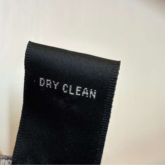 Only Mine M Grey Cashmere V Neck Sweater - Picture 6 of 9